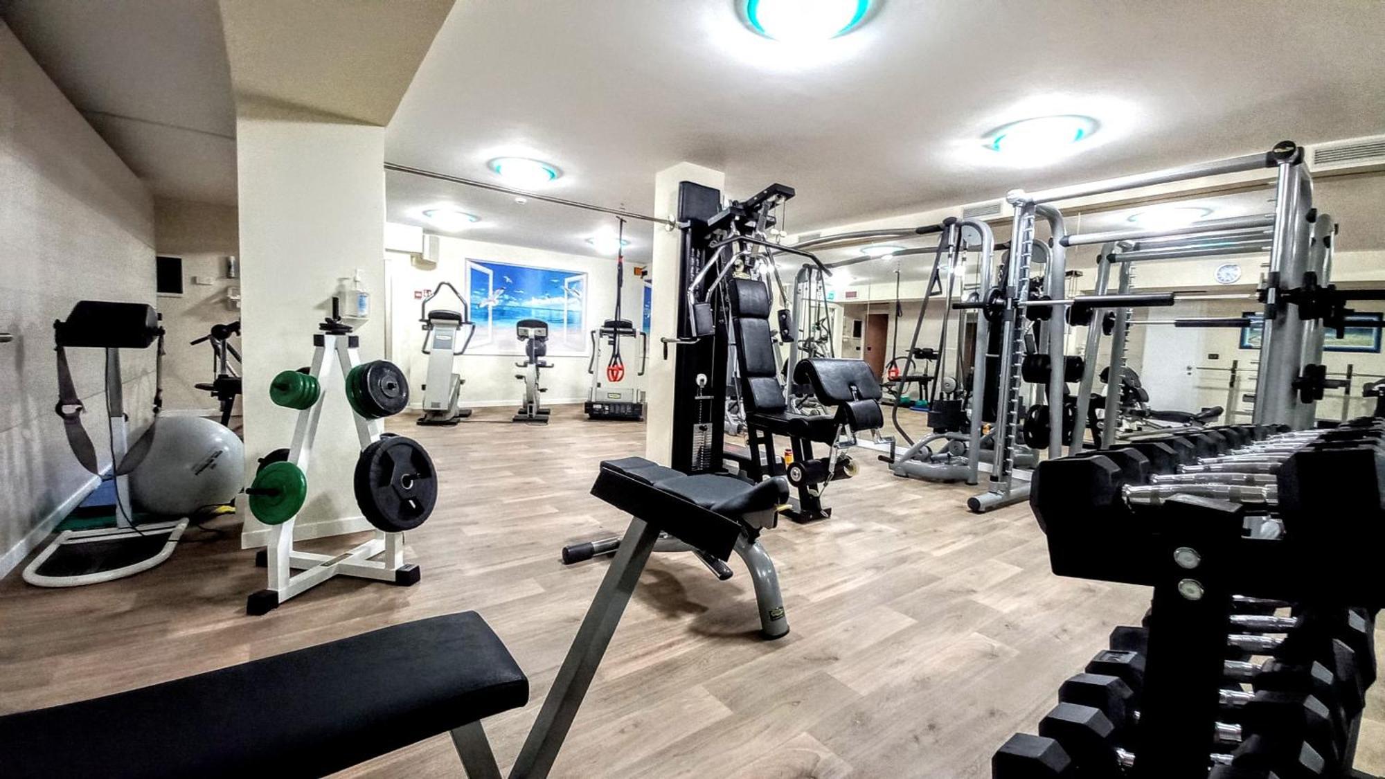 Hotel Caesar Paladium Rimini Buitenkant foto